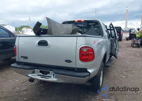 2002 Ford F-150 Lariat/Xlt из США, поврежденный, VIN 1FTRW08L62KB59262